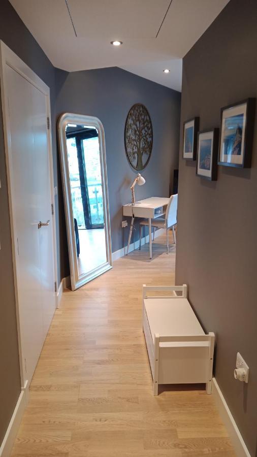 Kings Wharf Quay29 - Large Studio Apartment With 3 Pools - Gym - Rock Views - Holiday And Short Let Apartments In Gibraltar Bagian luar foto